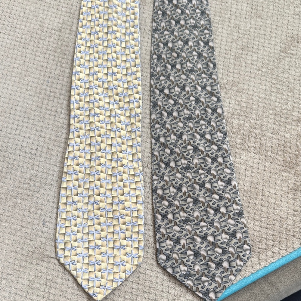 Elegant Gray and Yellow Silk Ties with Refined Patterns